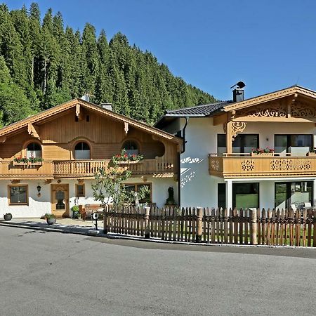 Landhaus & Apartment Taxach Рид-им-Циллерталь Экстерьер фото